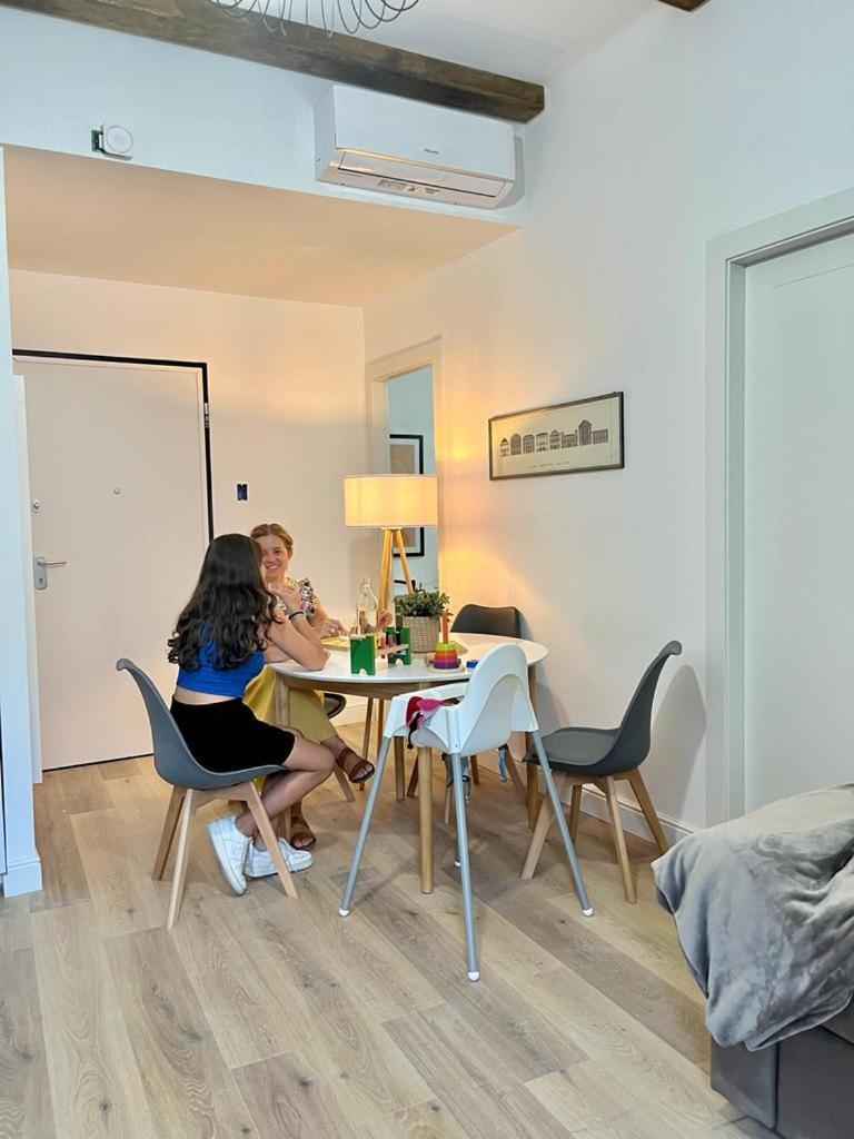 Happy Family Apartments Vigne Genoa Bagian luar foto