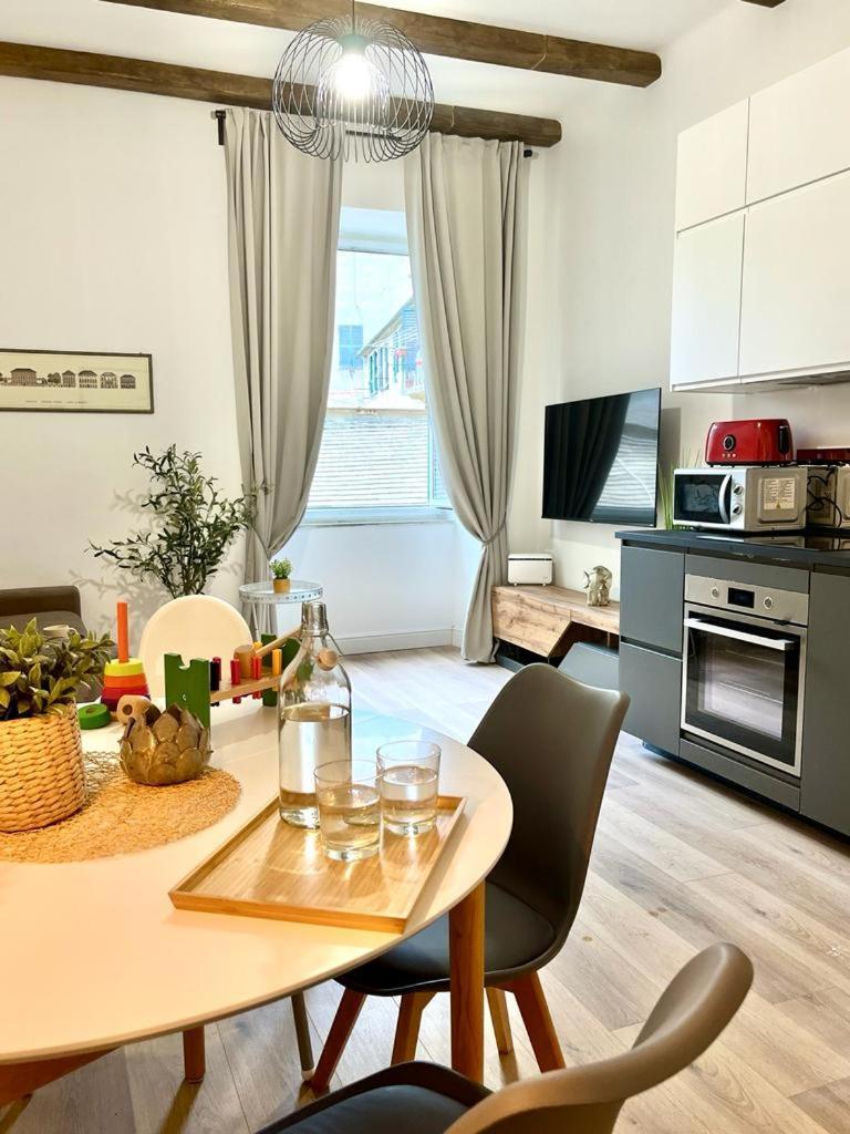 Happy Family Apartments Vigne Genoa Bagian luar foto